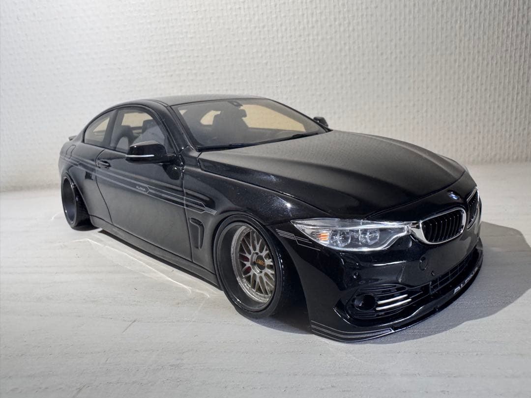 GT Spirit  アルピナB4ブラック ミニカー1/18 ALPINA
