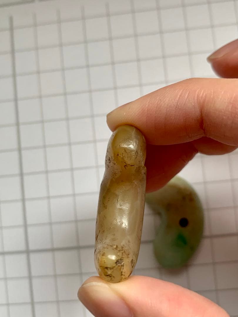 古墳期　めのう勾玉　翡翠勾玉　瑪瑙　出土　縄文　弥生　石器　土器　化石　根付