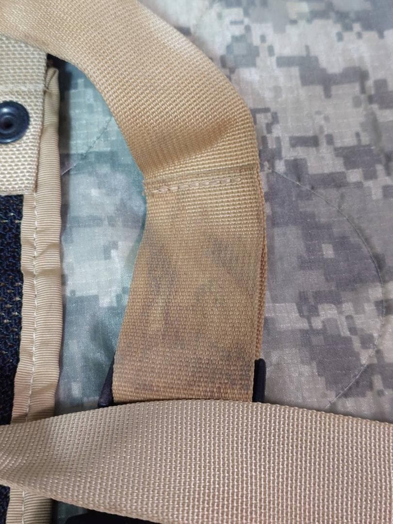 米軍 実物 3CデザートRACK ベスト ポーチセット