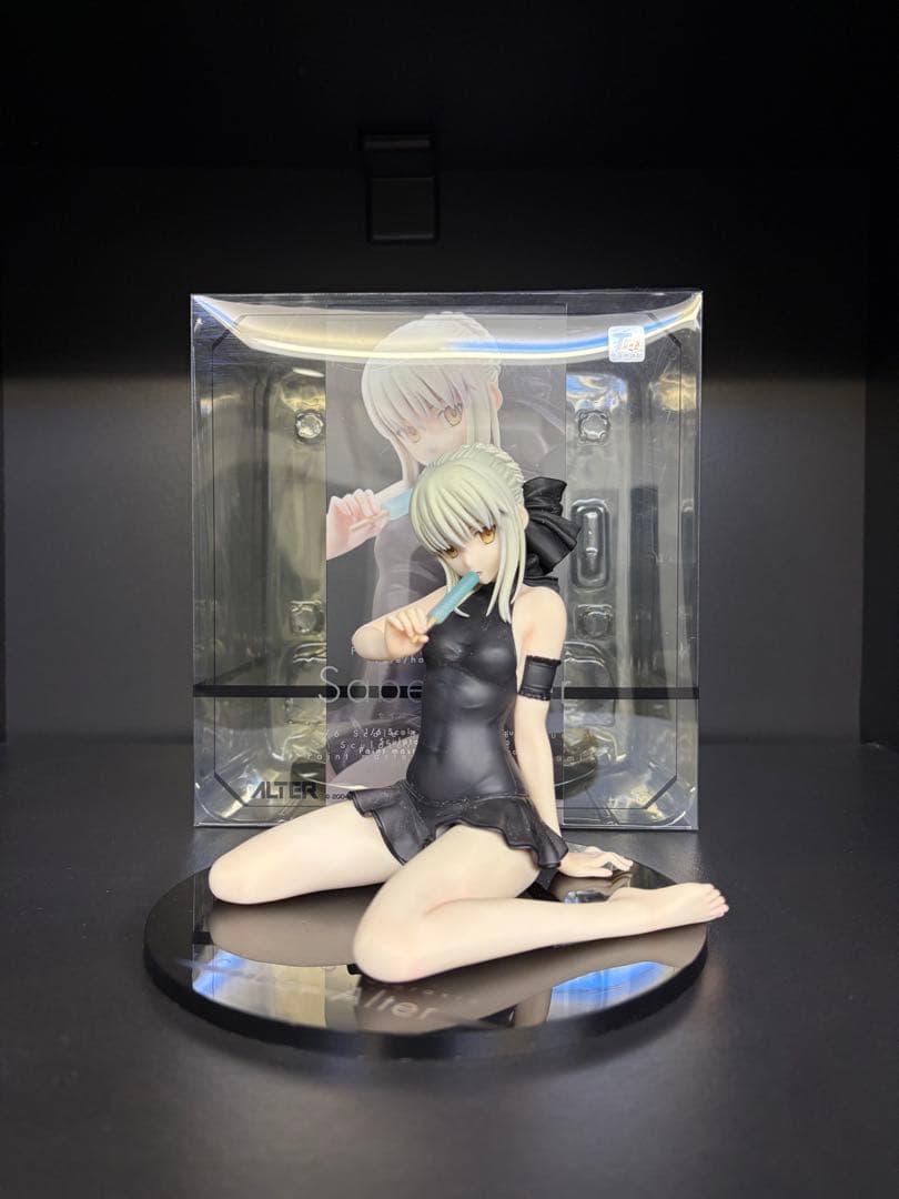 【週末値下げ】Fate セイバーフィギュア3体セット