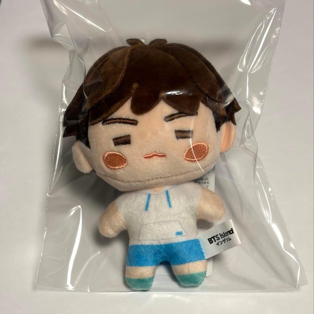 BTS インザソム　マスコットチャーム　シュガ　 しまむら