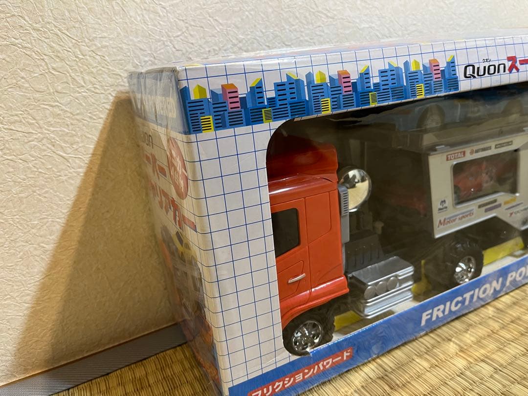 【新品未開封】トイコー QUON スーパーキャリアカー