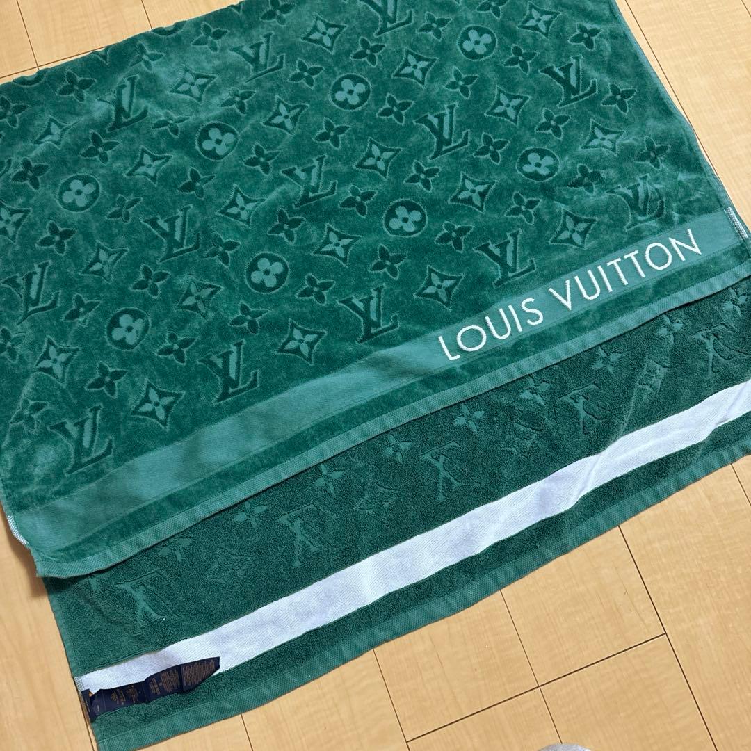 LOUIS VUITTON ビーチタオル