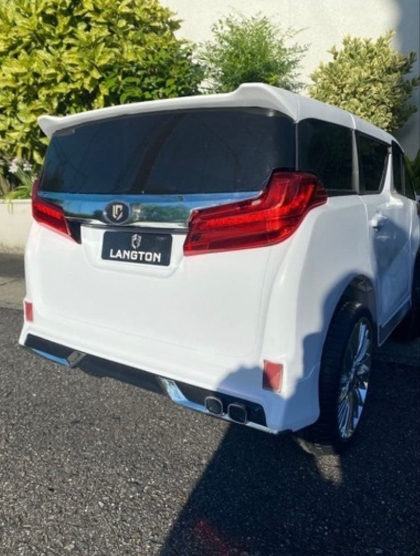 乗用ラジコンカー　アルファード