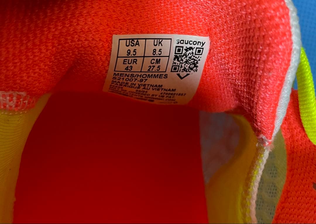 saucony サッカニー　エンドルフィンスピード5