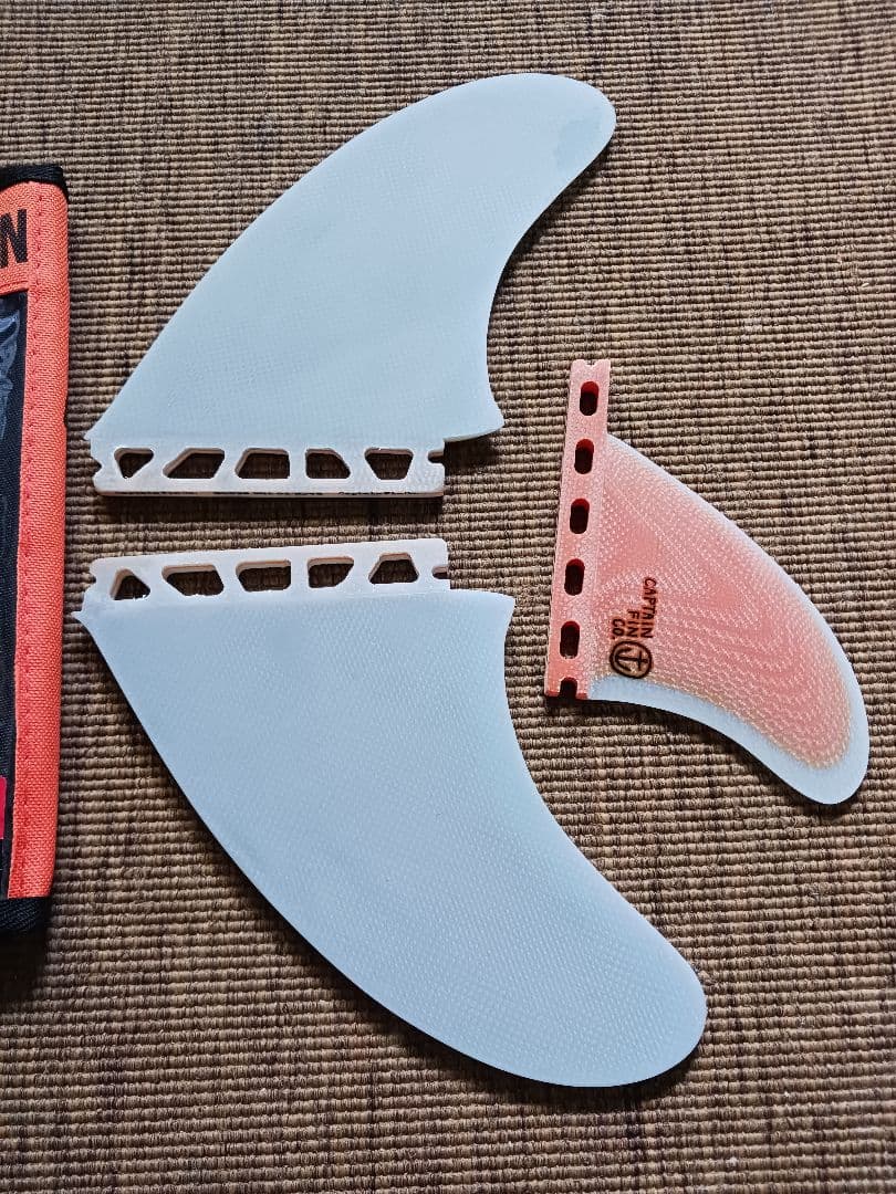 新品　フューチャー　キャプテンフィン　チッパウィルソン　ツインスタビ