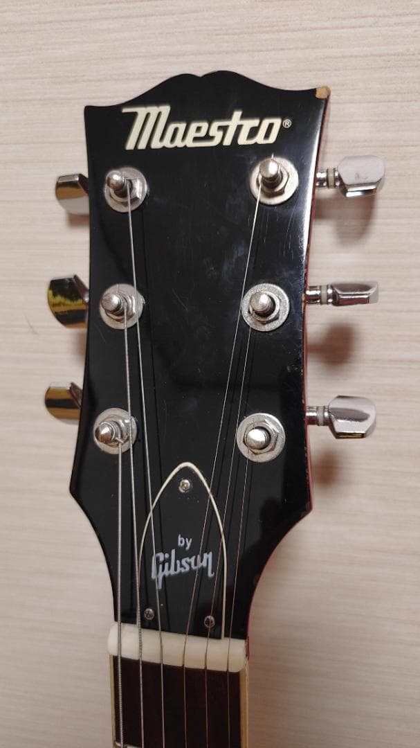 Maestro by Gibson LesPaul (ケース付き)