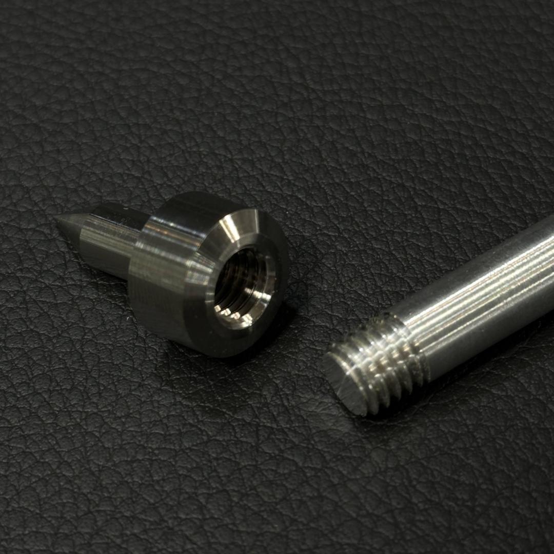 新品 特注品 チェロ エンドピン 8mm 超々ジュラルミン製 溝付き m1846