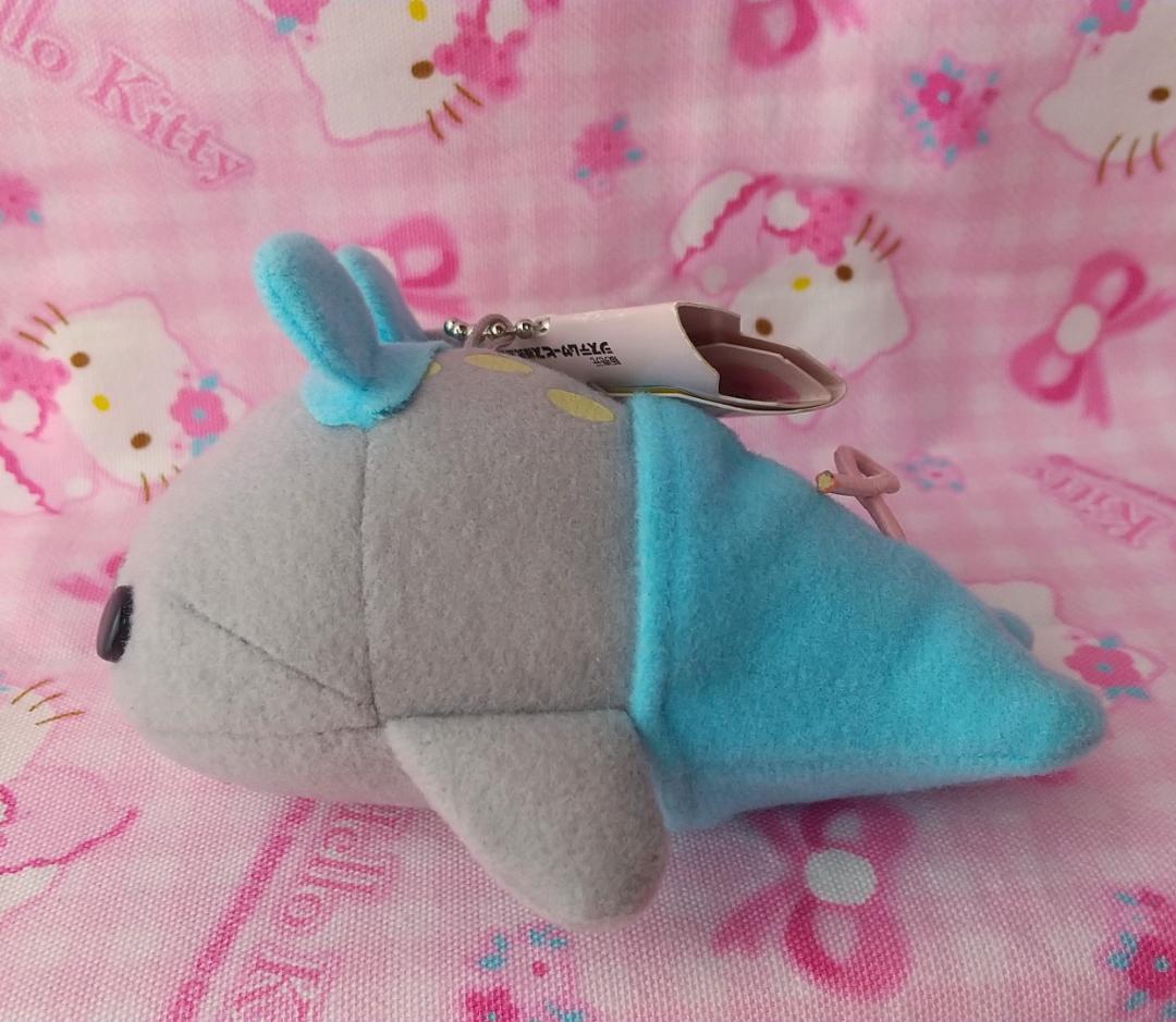 まめゴマ　おきがえマスコットキーチェーン　ぬいぐるみ　ねずみ