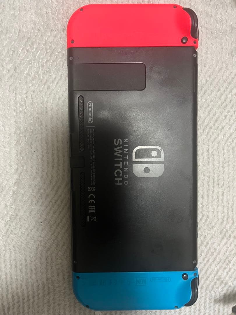 Nintendo switch 本体＋ケース