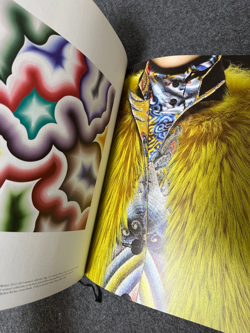 DRIES VAN NOTEN アートブック　美品