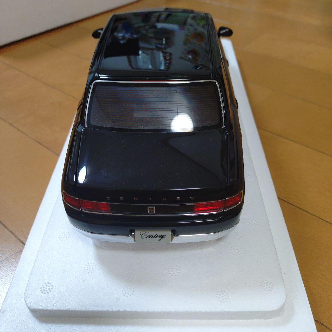 s*u様 センチュリーミニカー 黒　オートアート 1/18