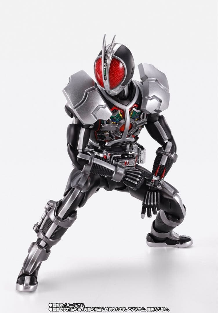 S.H.Figuarts真骨彫 仮面ライダーファイズ　アクセルフォーム