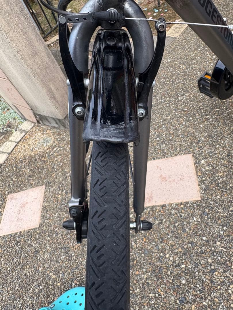 ブリヂストン 電動アシスト自転車 スポーツタイプ シルバー TB1e(大阪)