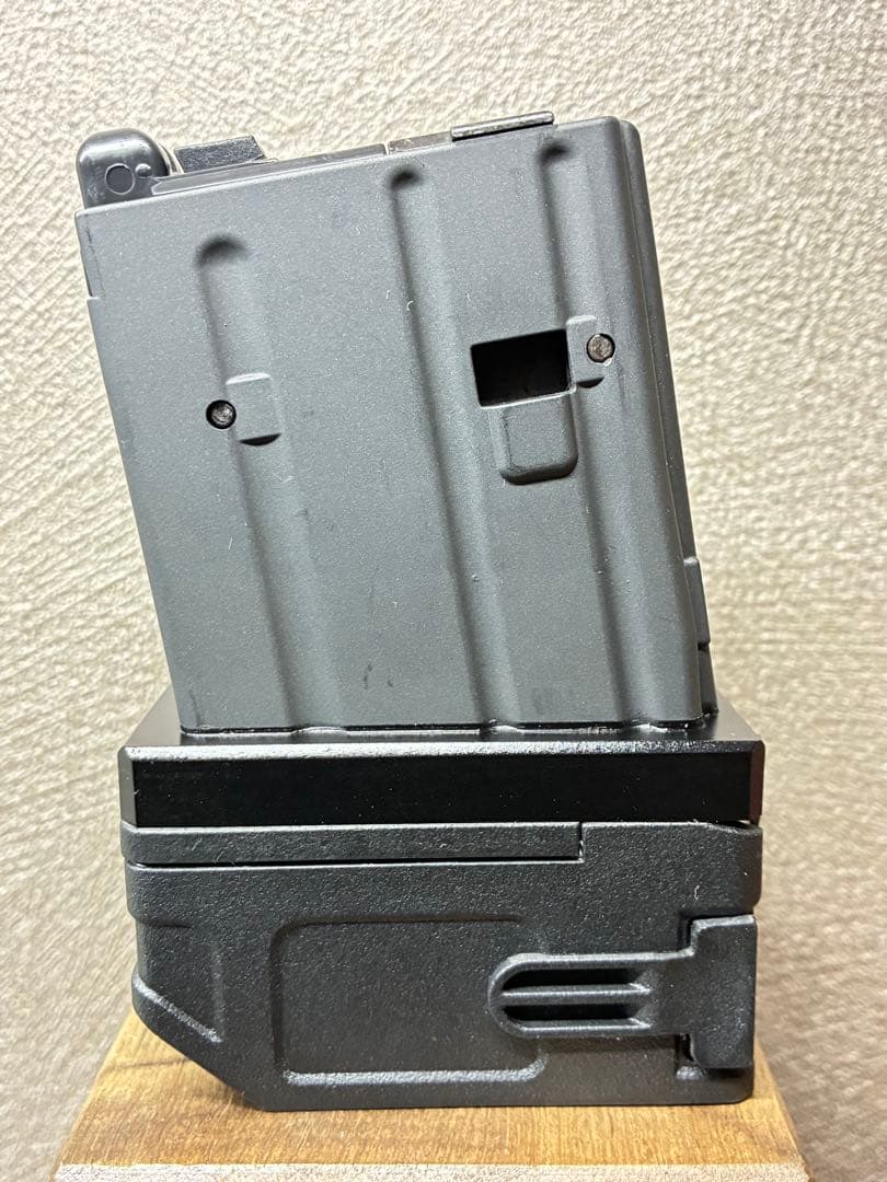 R7-46 東京マルイ GBB M4 マガジンアダプター 外部ソース仕様