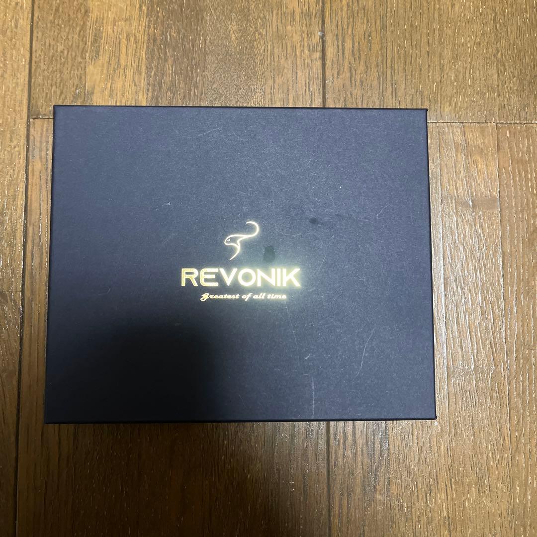 レヴォニック　コンプリートセット