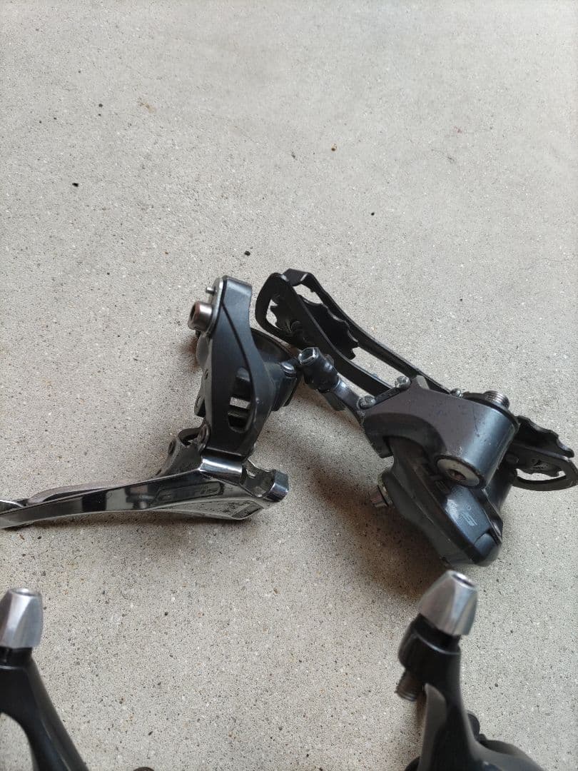 SHIMANO Claris r2000 コンポーネントセット