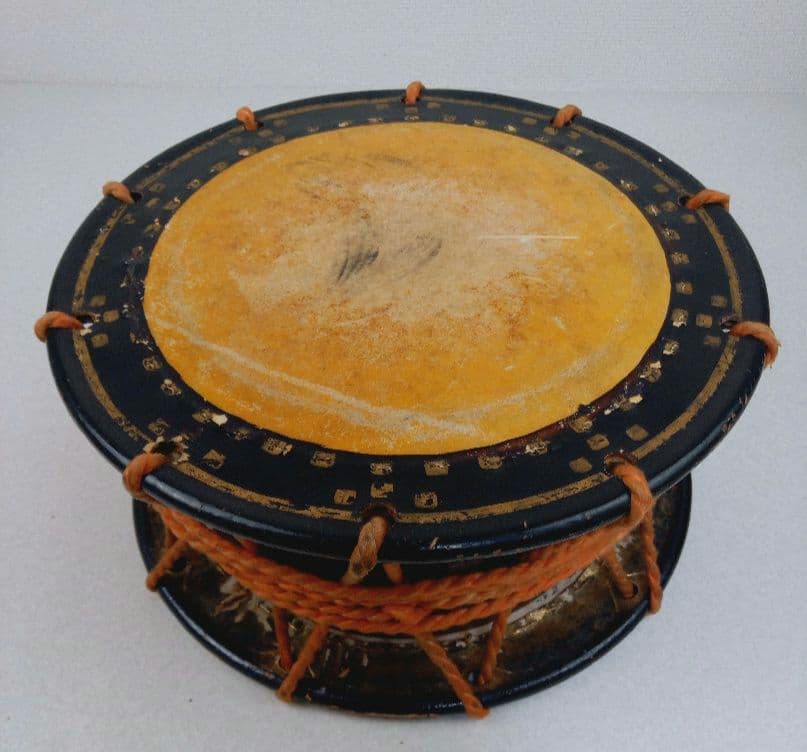 締め太鼓　直径35センチ厚み17センチ　和太鼓　お祭　黒漆塗り *AP11