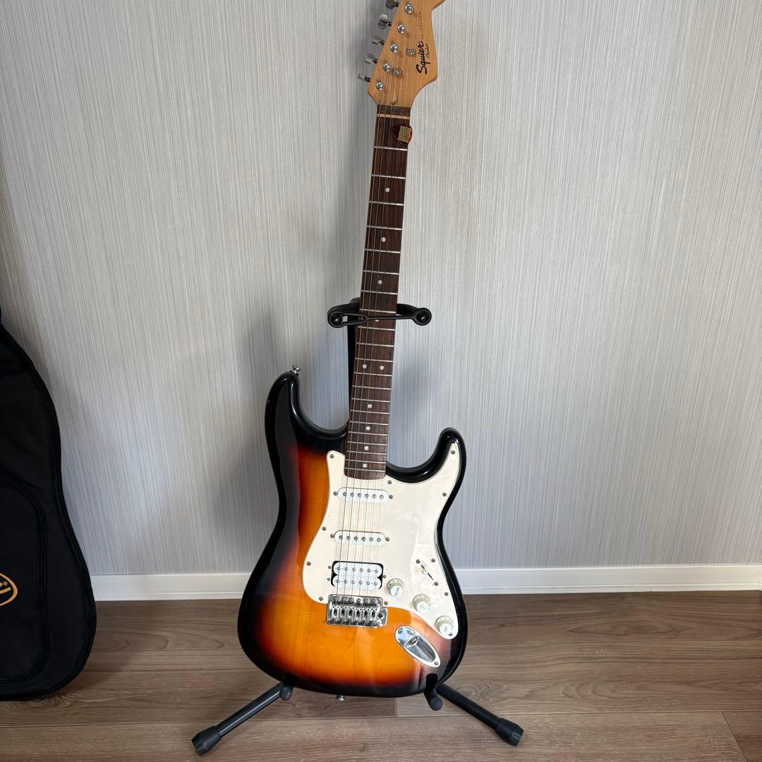 ギター　Squier by Fender