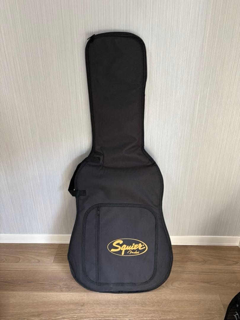 ギター　Squier by Fender