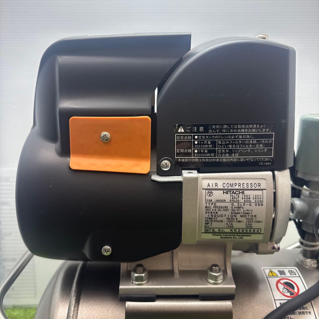 AIR RECEIVER HITACH エアコンプレッサー