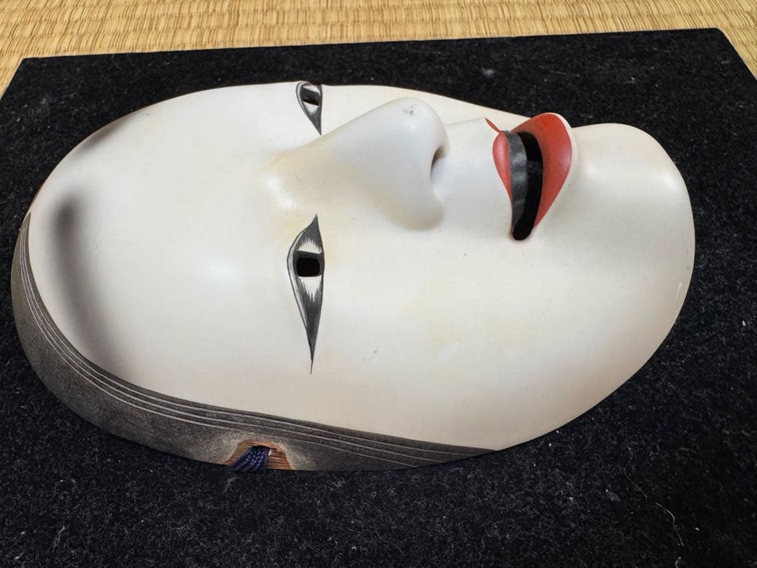 能面 台座付き/ お面 / 骨董品 / 当選品/ インテリア