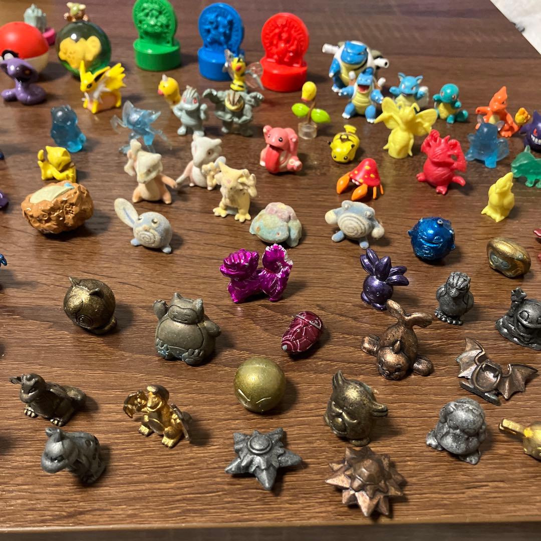 超希少　ポケモンフィギュア１００体以上