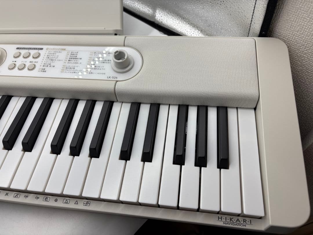 casio カシオ 光ナビゲーション・キーボード LK-526