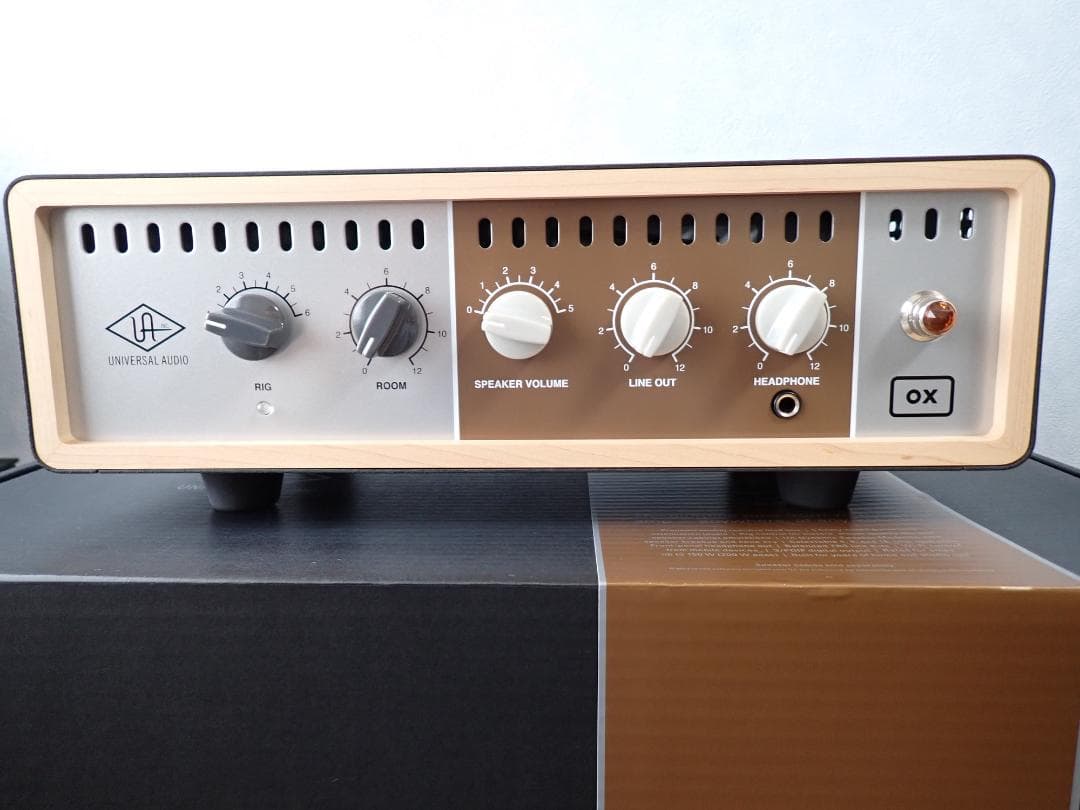Victoria 　Universal Audio OX