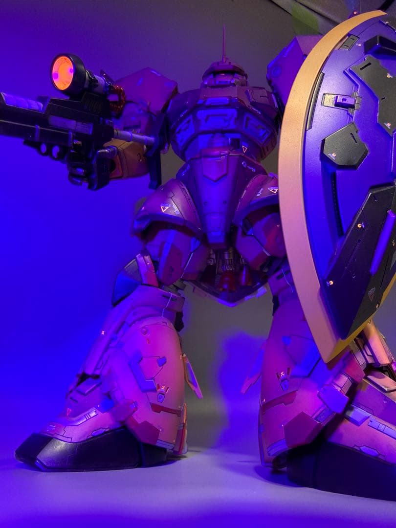 ガンプラ MG 1/100 ゲルググ 全塗装完成品 レジン改造 艶消し仕上げ