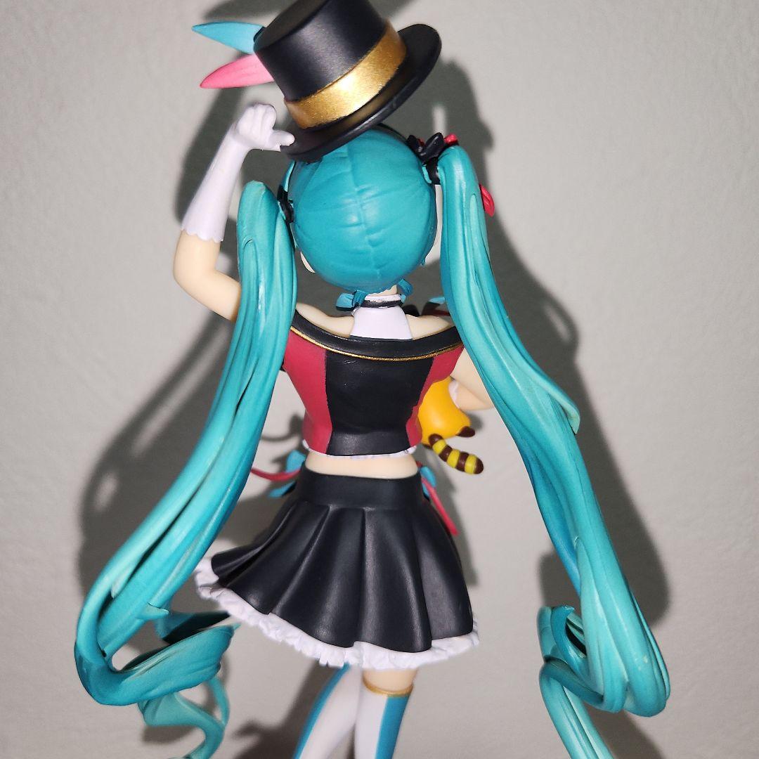 初音ミク×ラスカル　初代～三代目　#白るまんどのフィギュア