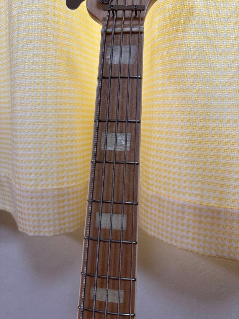 ベース Sire V7 5ST Ash Natural