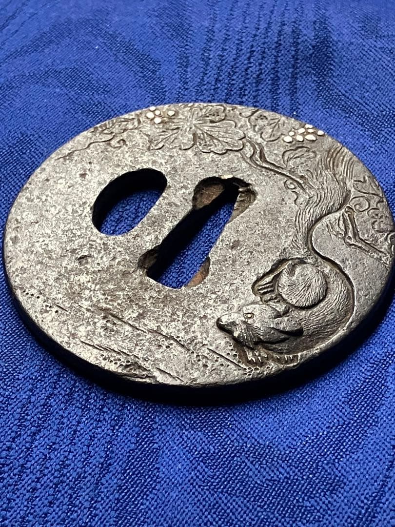 鍔　日本刀　鉄鍔　時代物　銀象嵌