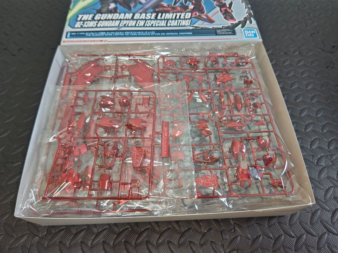 新品未使用 MG ガンダムエピオン EW スペシャルコーティングVer.