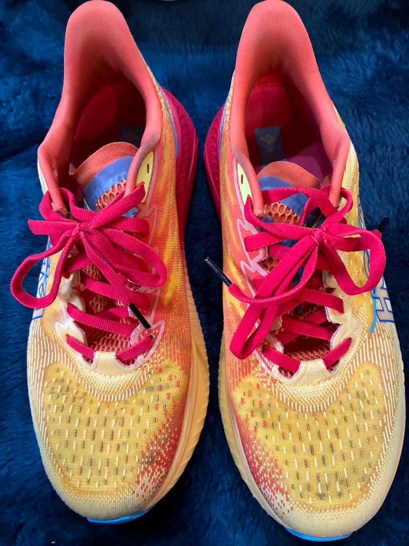 ホカオネオネ　マッハ6 HOKAONE ONE MACH6 サイズ26センチ