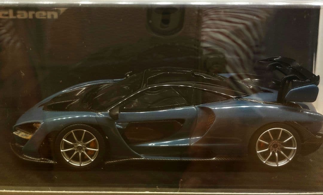 McLaren P1 1/43スケール ミニカー　新品未開封