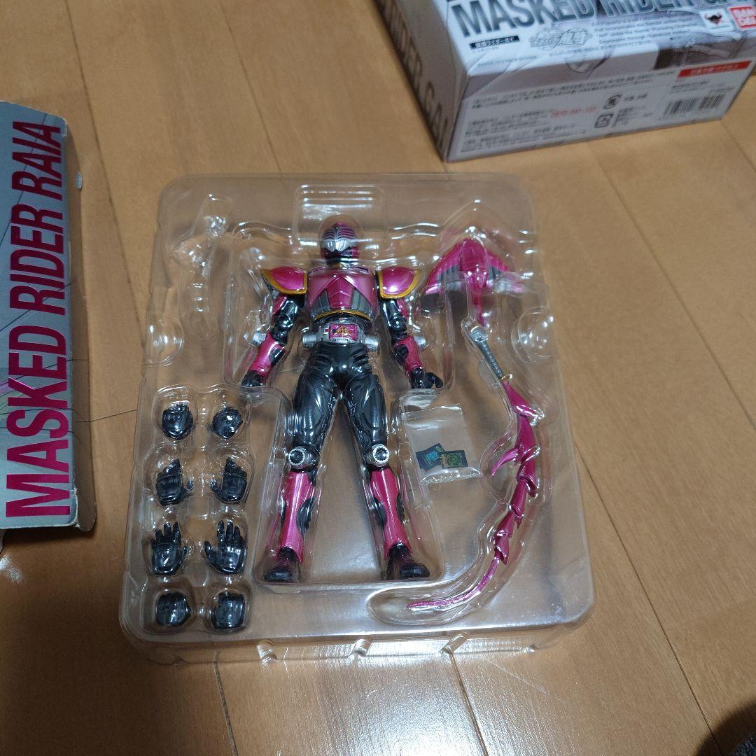 S.H.Figuarts　仮面ライダー龍騎