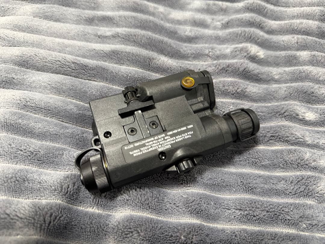 SOTAC GEAR LA-5C UHP IRイルミネーターポリマー製 ブラック