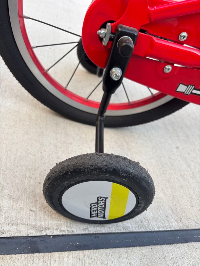 消防車デザイン　自転車 16インチ　美品