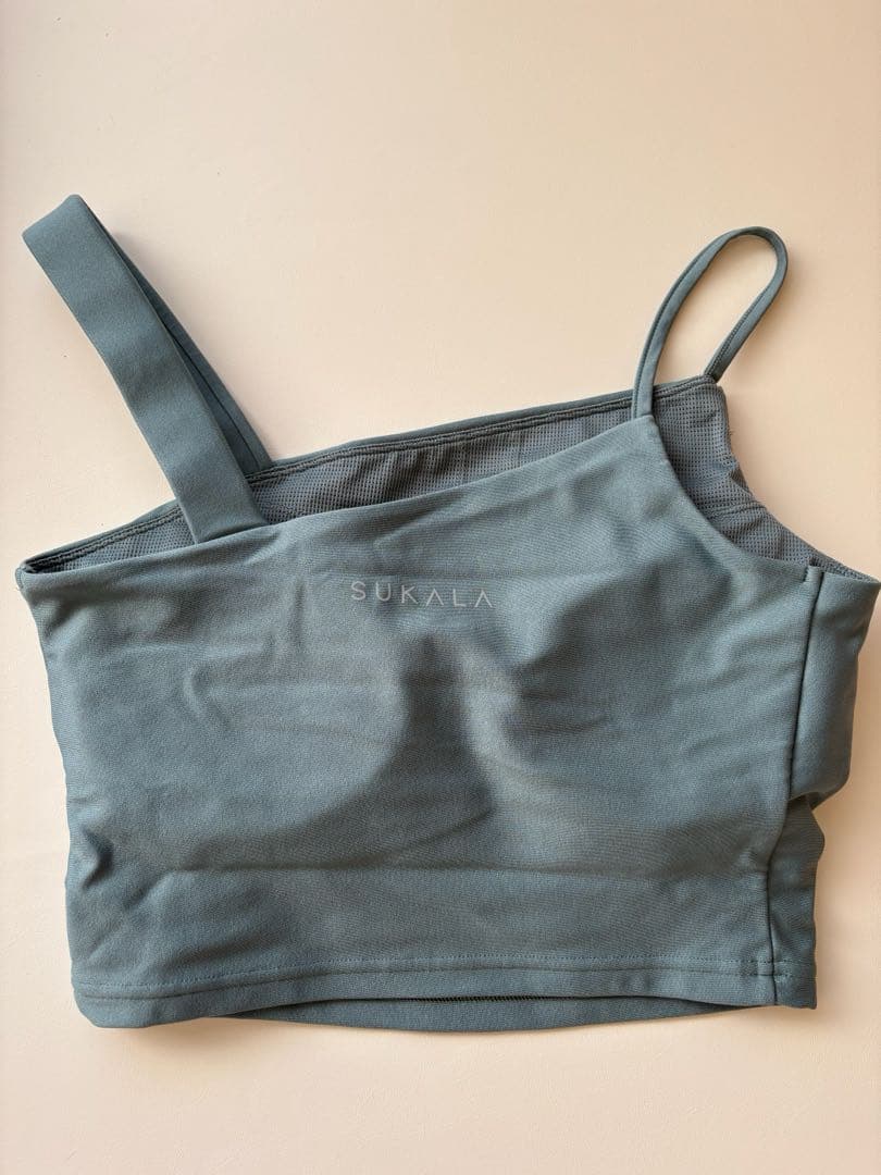 美品　SUKALA アシンメトリーギャザー　ブラトップス スモークグリーン　M