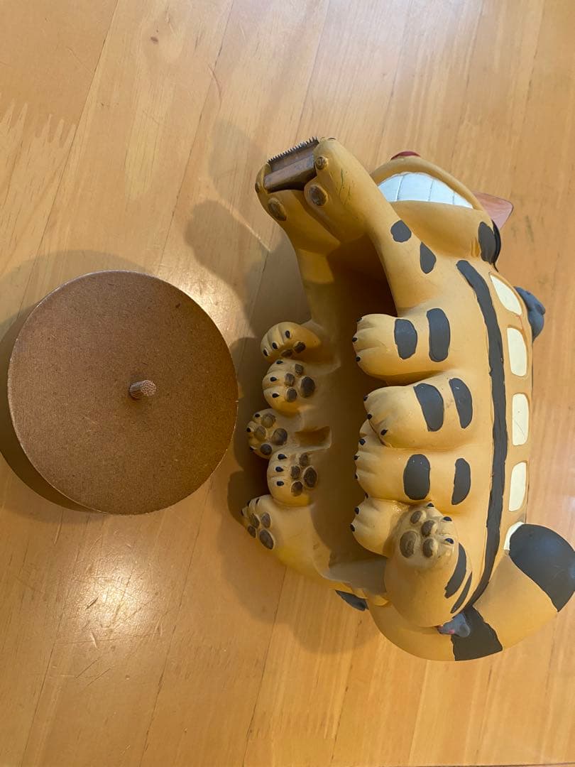 ネコバス　テープカッター台