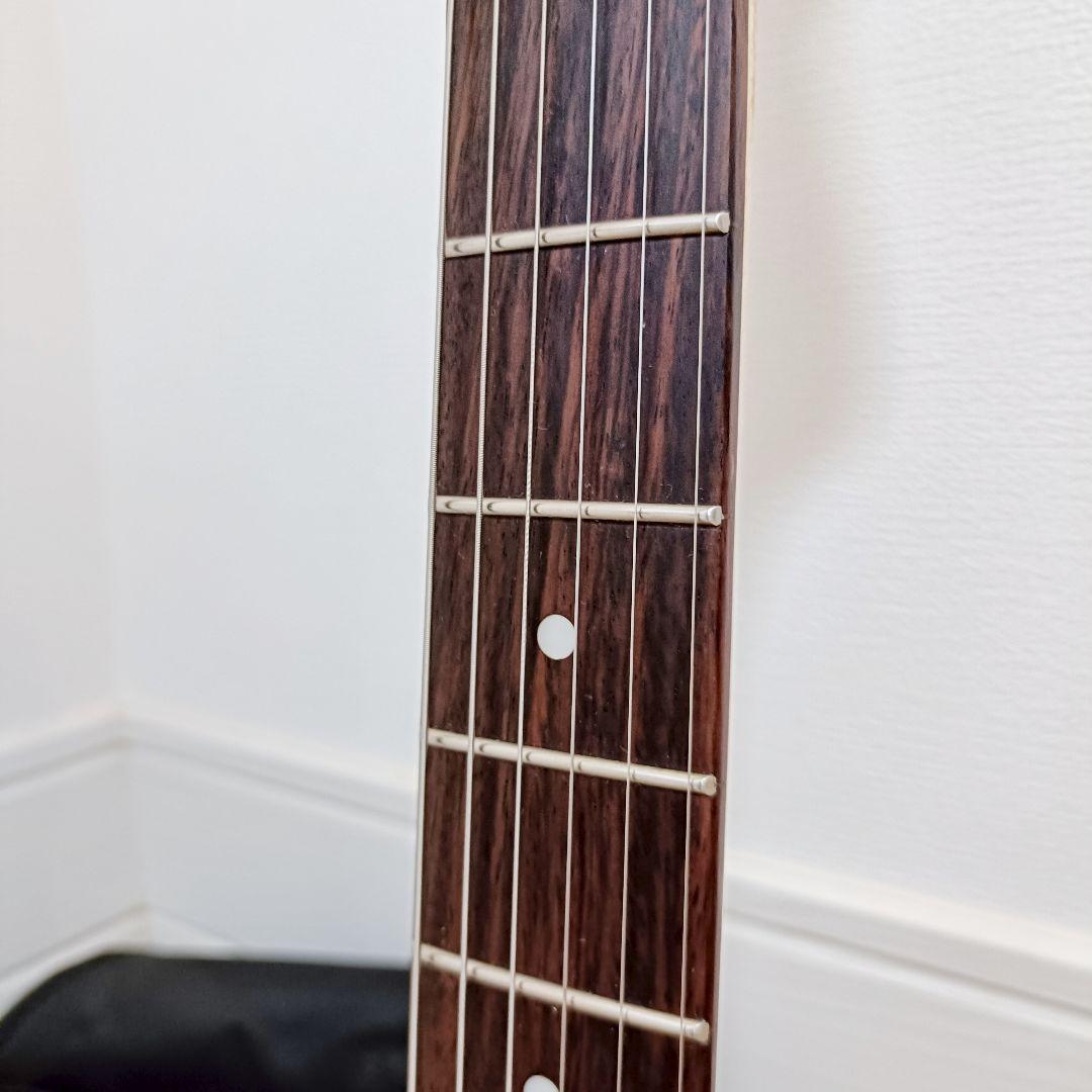 【美品】Squier ストラトキャスター HSS エレキギター本体 ホワイト