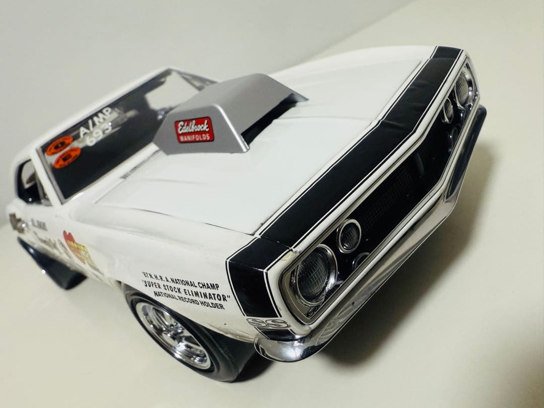 アーテル/'67 Chevyシボレー Camaroカマロ SS 1/18 限定