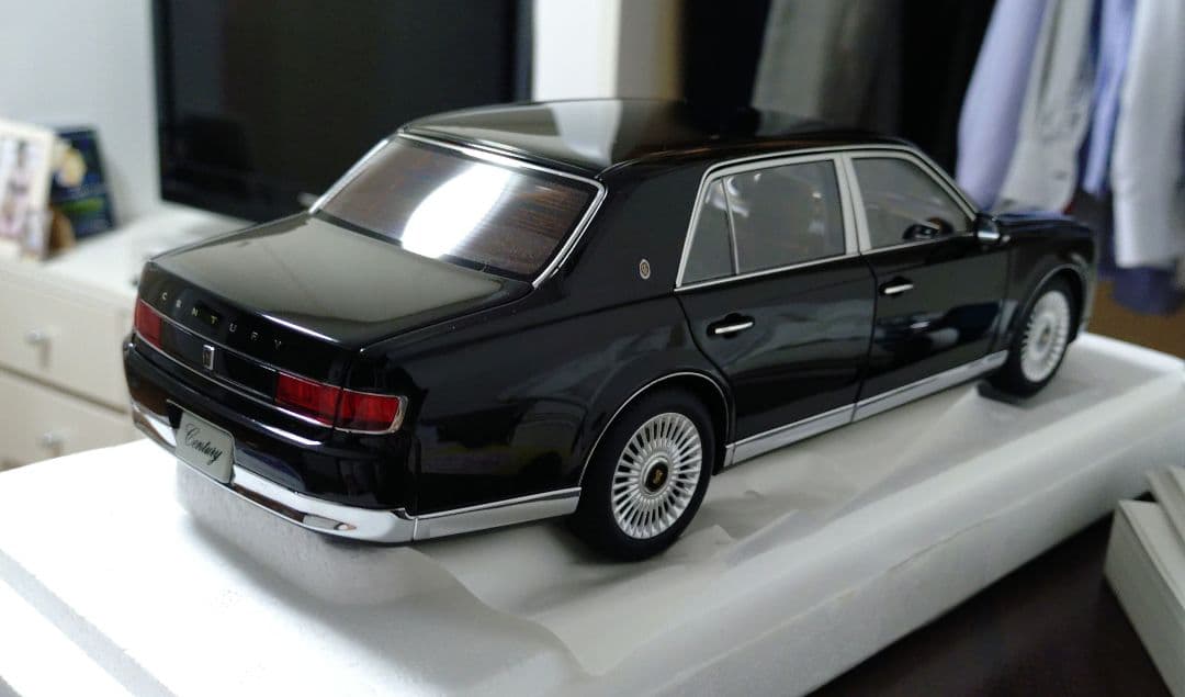オートアート 1/18 センチュリー Century ブラック