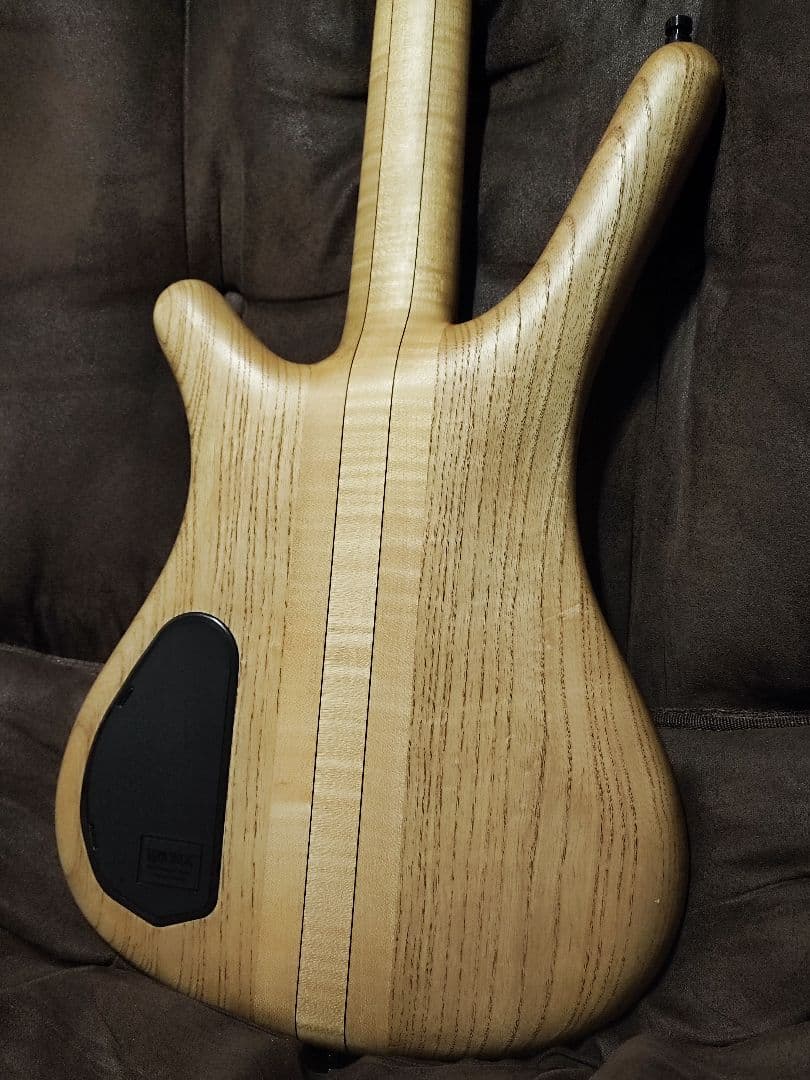ドイツ製 Warwick Corvette スルーネック