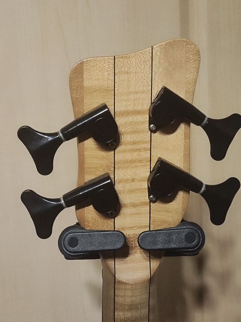 ドイツ製 Warwick Corvette スルーネック
