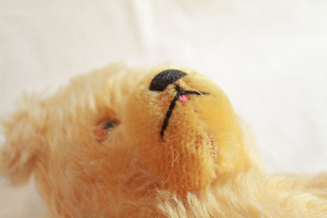 アンティーク　テディベア　ぬいぐるみ￼
