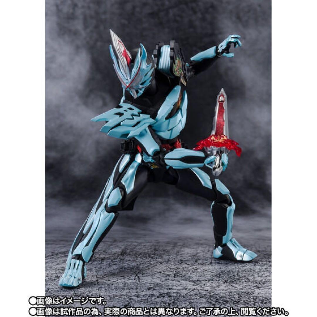 S.H.Figuarts 仮面ライダーセイバー プリミティブドラゴン