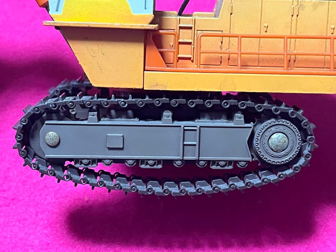 ヨネザワトイズ・ダイヤペット製 HITACHI エクスカベーター模型1/60