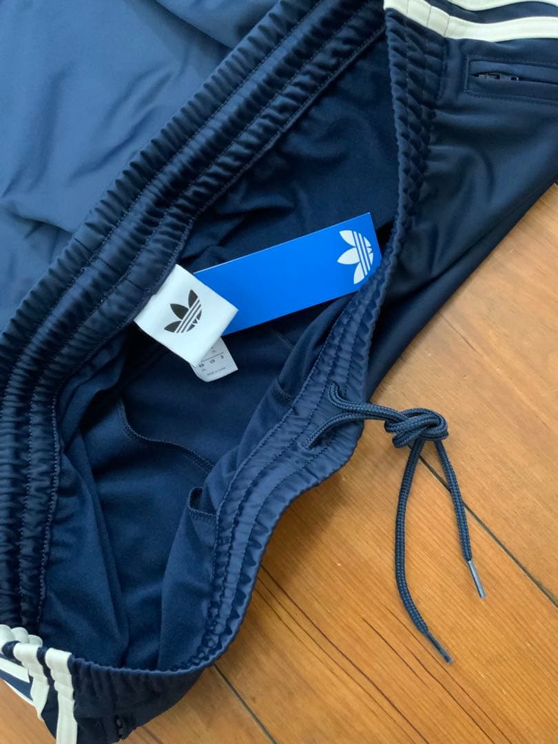 新品 adidas Oasis アディダス オアシス パンツ ジャージ 紺 完売